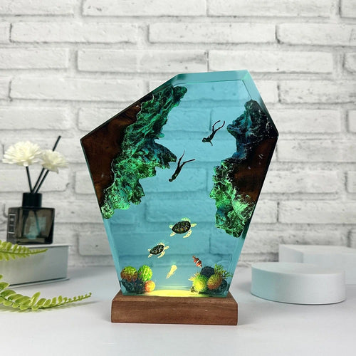 Turtle & Divers Resin Lamp